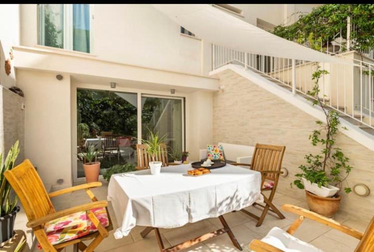 Meraki B&B Lecce Esterno foto
